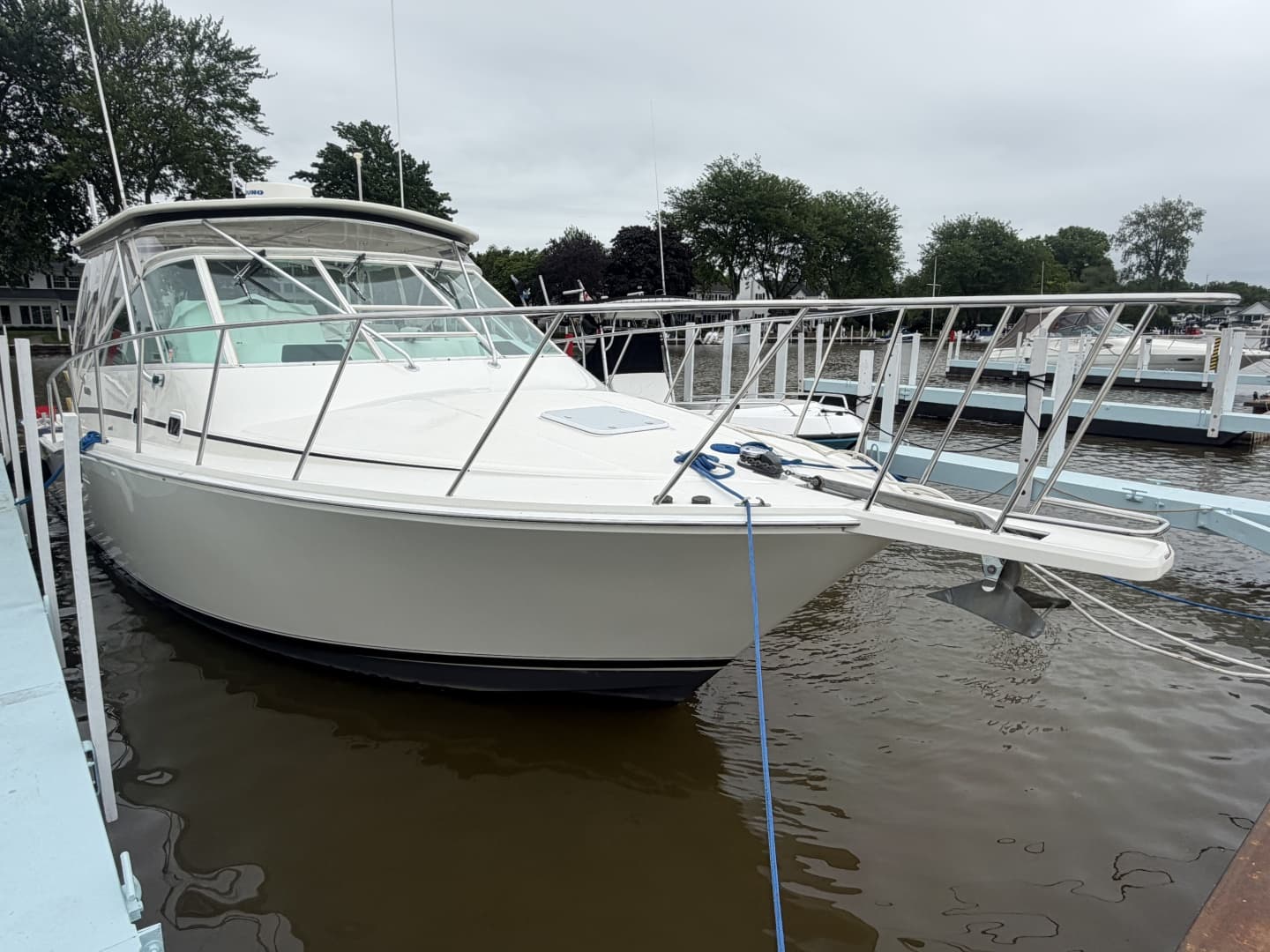 1998 Cabo 35 Express