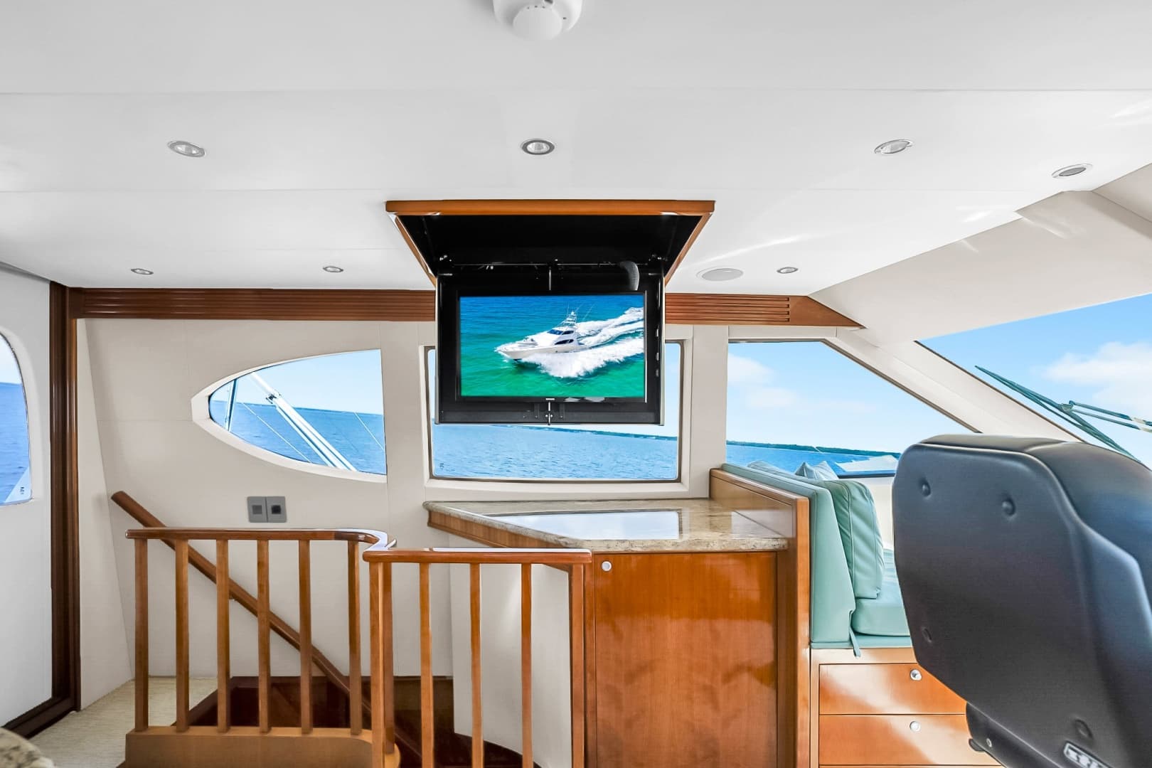 2008 Hatteras Convertible