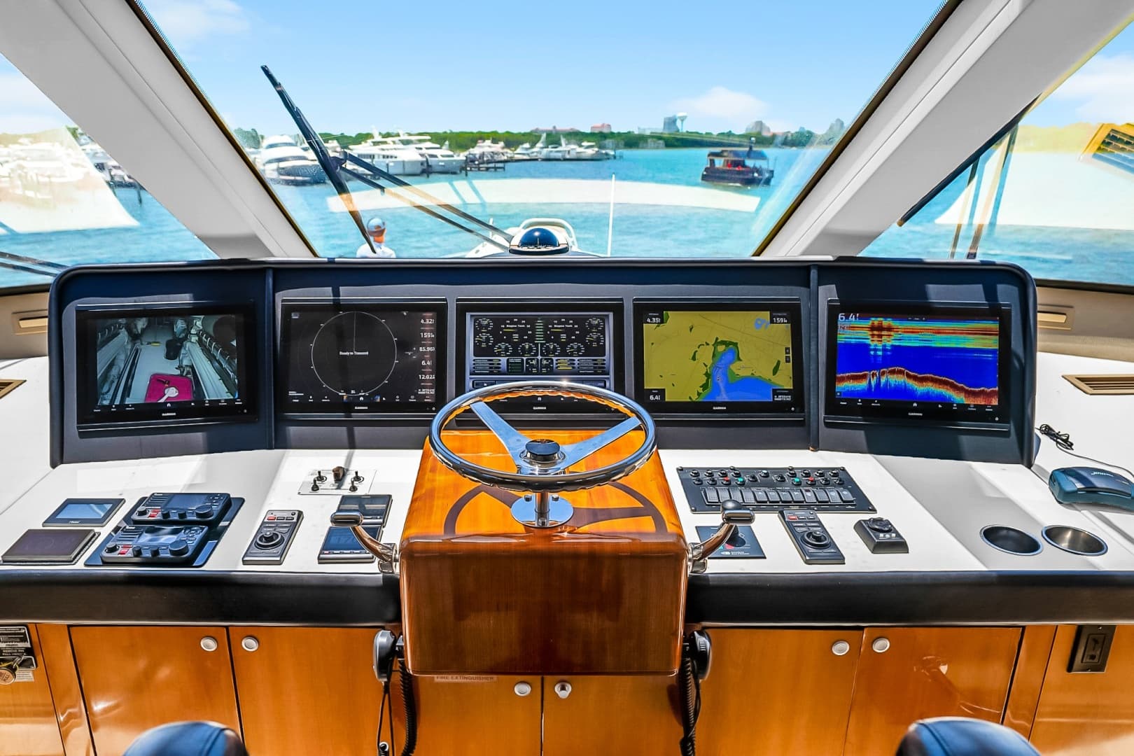 2008 Hatteras Convertible