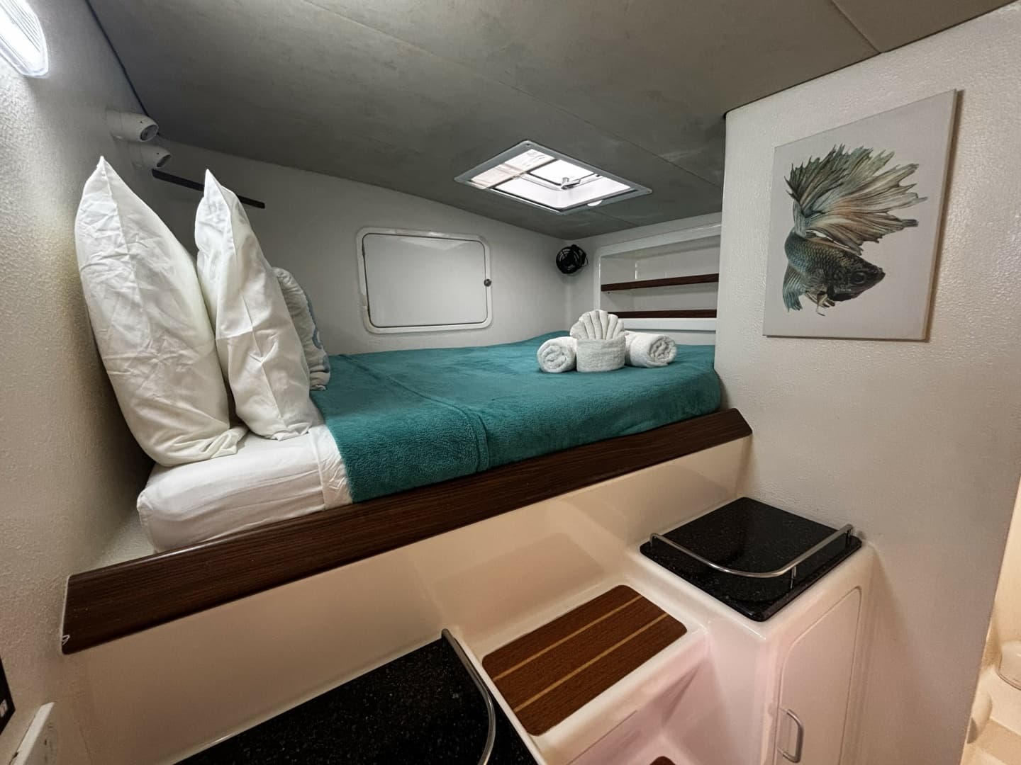 2011 Voyage Yachts 520