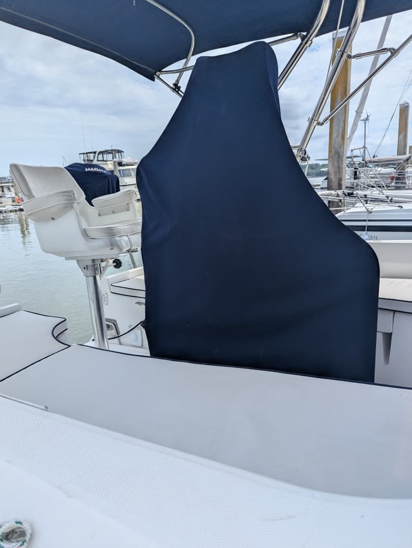 2006 Hunter 33