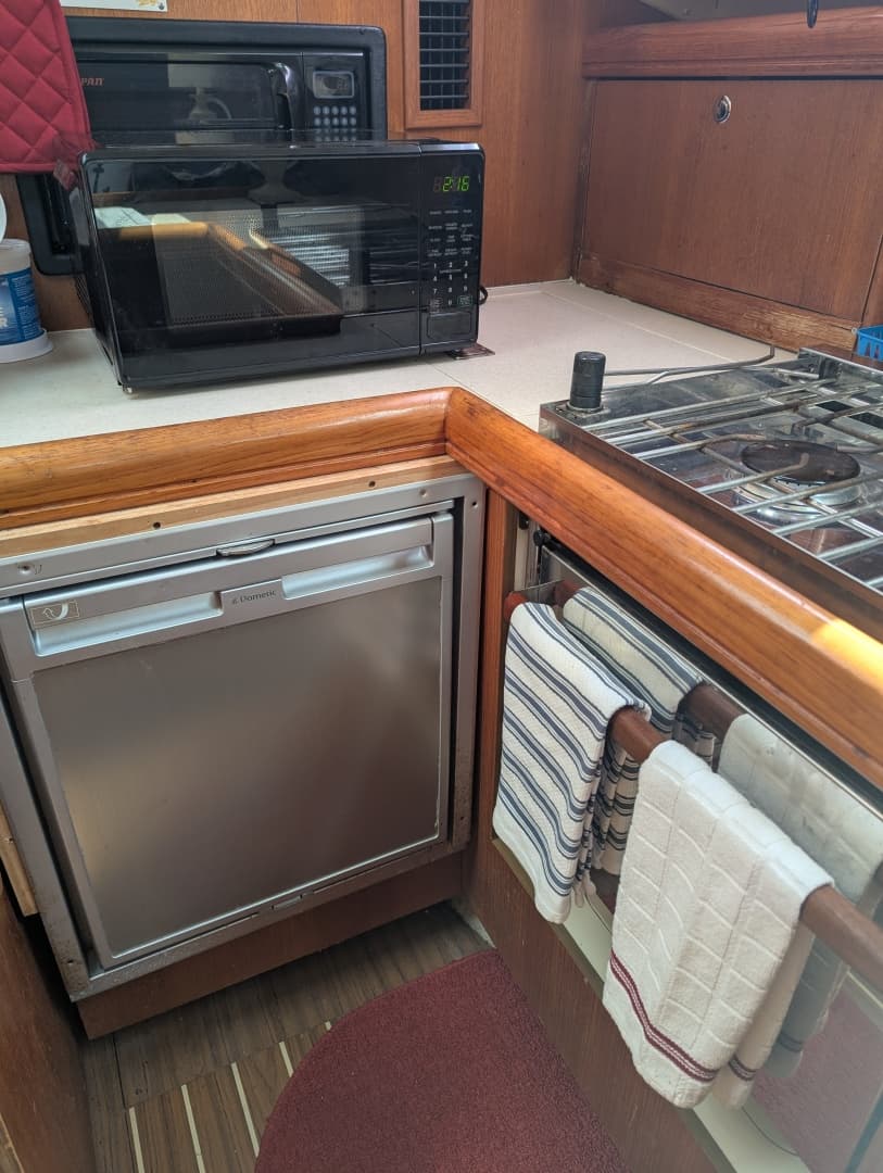 2006 Hunter 33