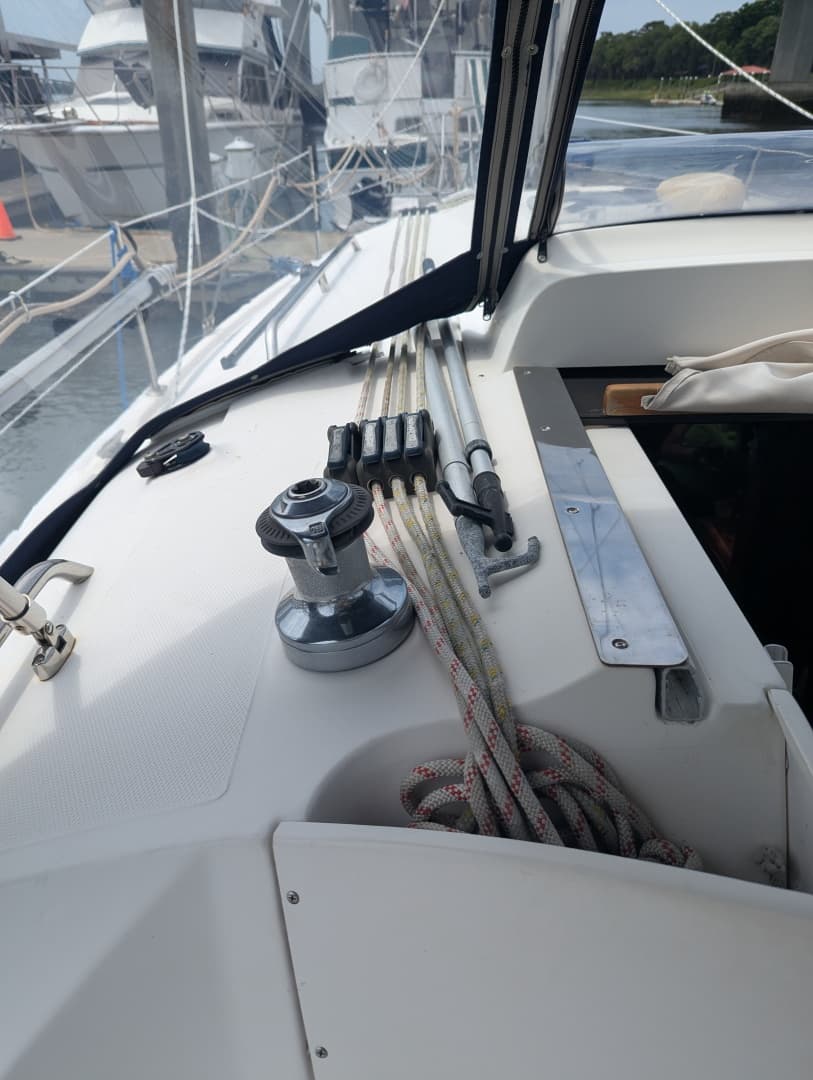 2006 Hunter 33
