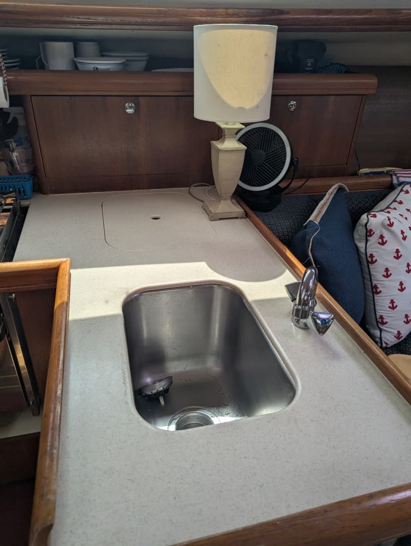 2006 Hunter 33