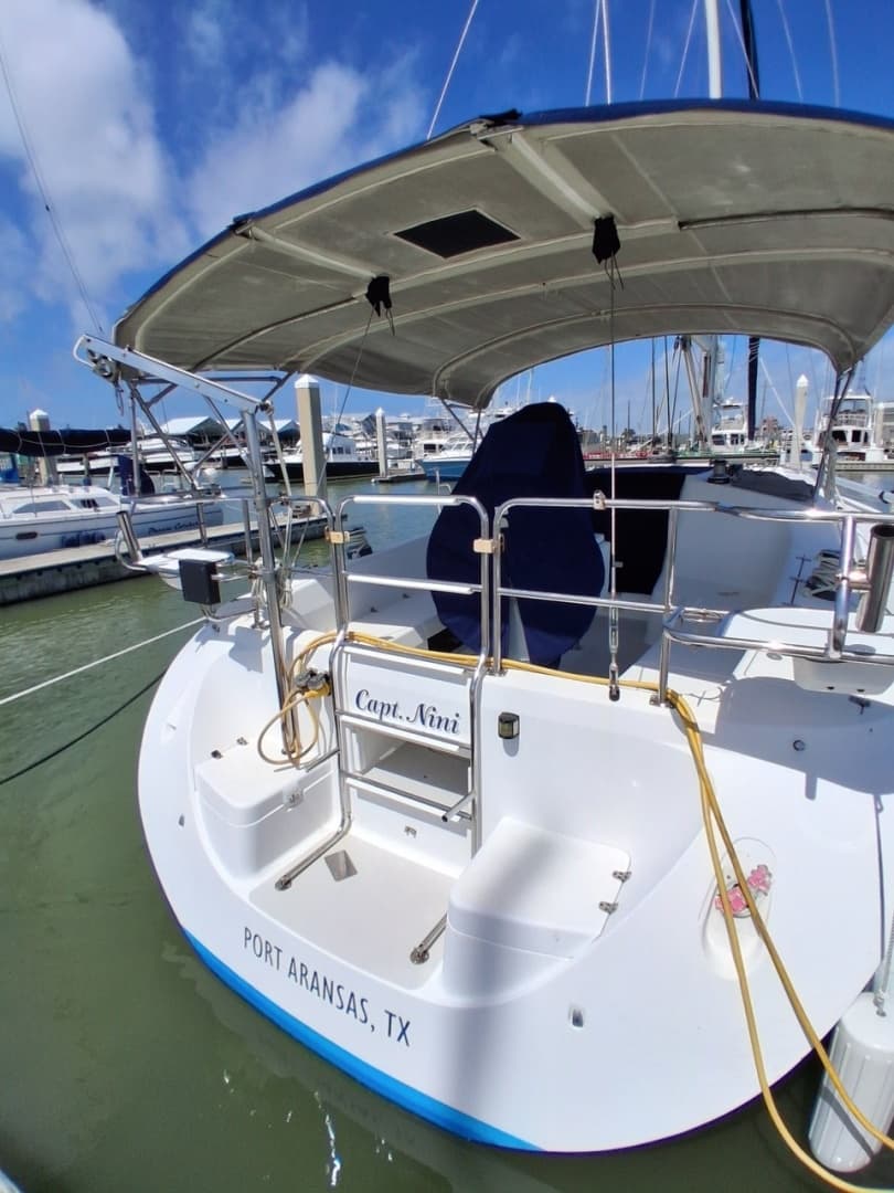 2005 Catalina 350
