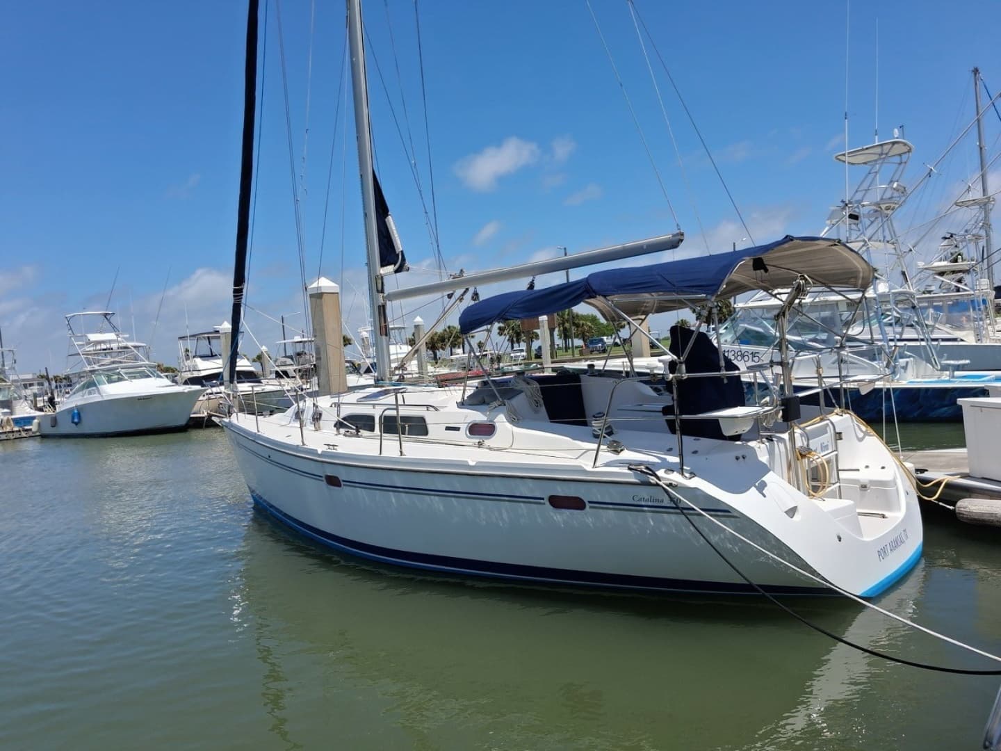 2005 Catalina 350