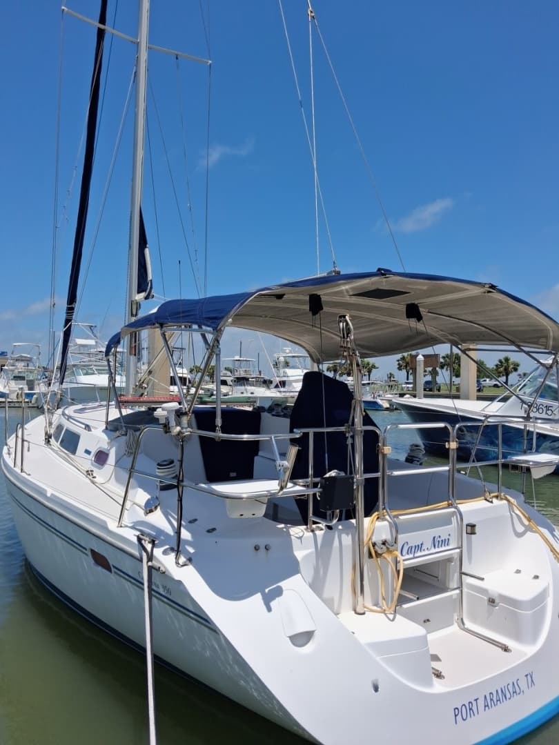 2005 Catalina 350