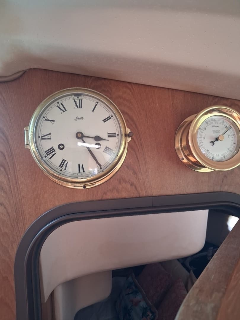 2005 Catalina 350