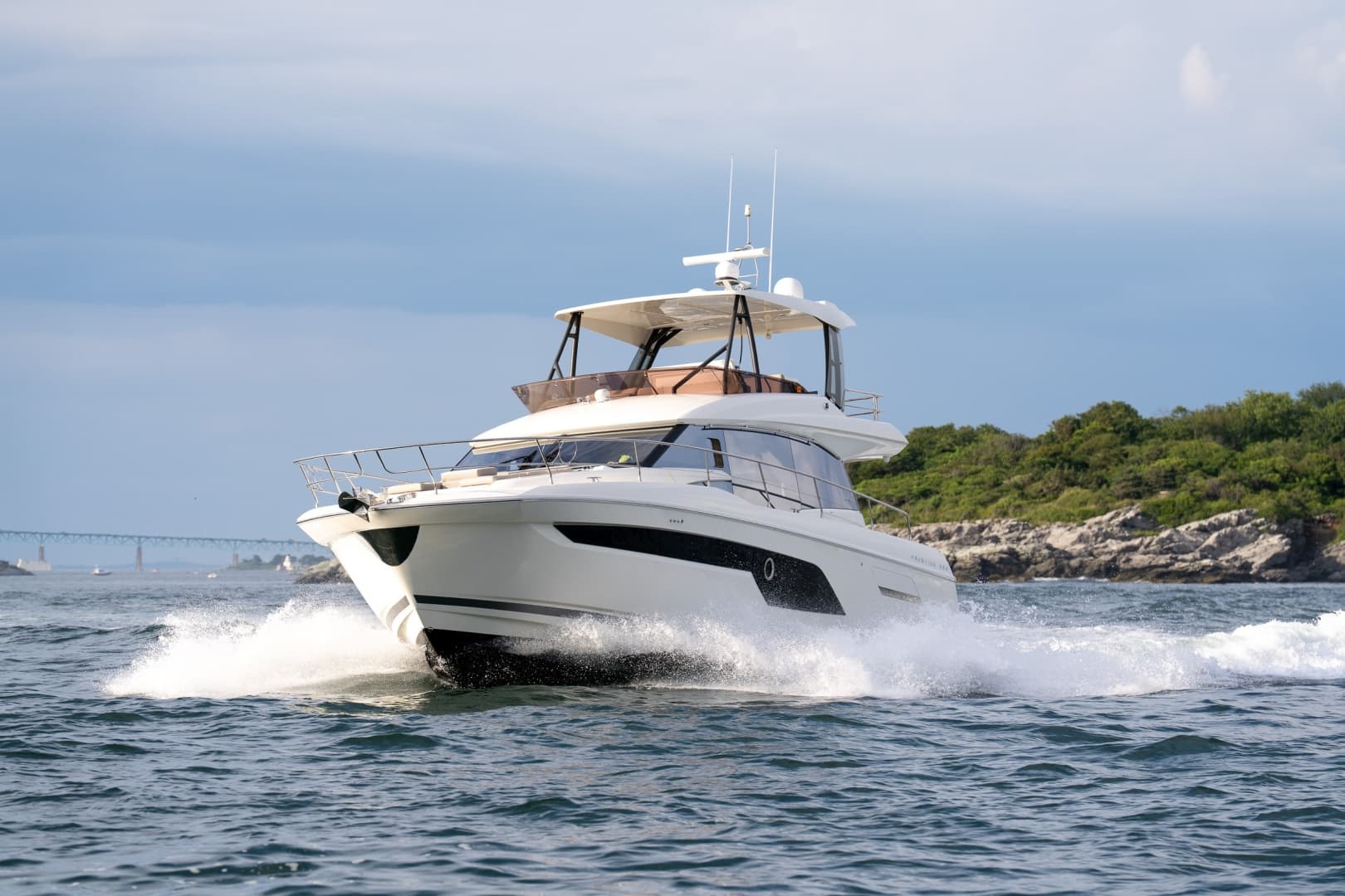 2022 Prestige 520