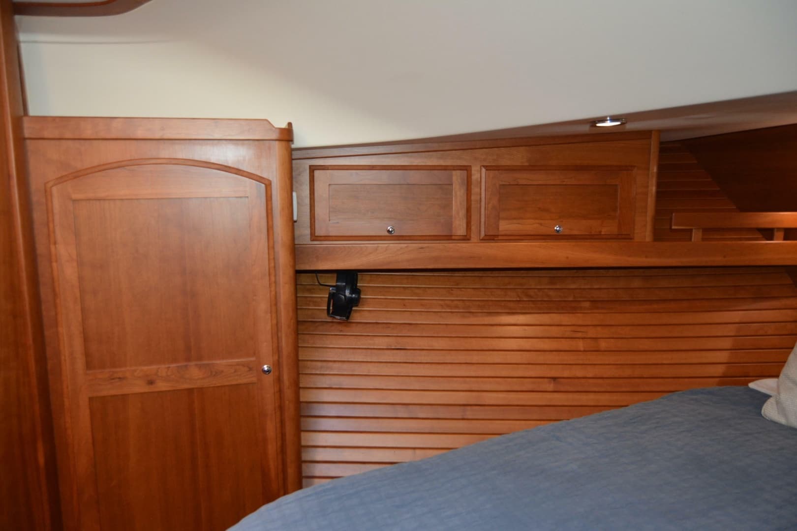 2012 Sabre 48 Salon Express