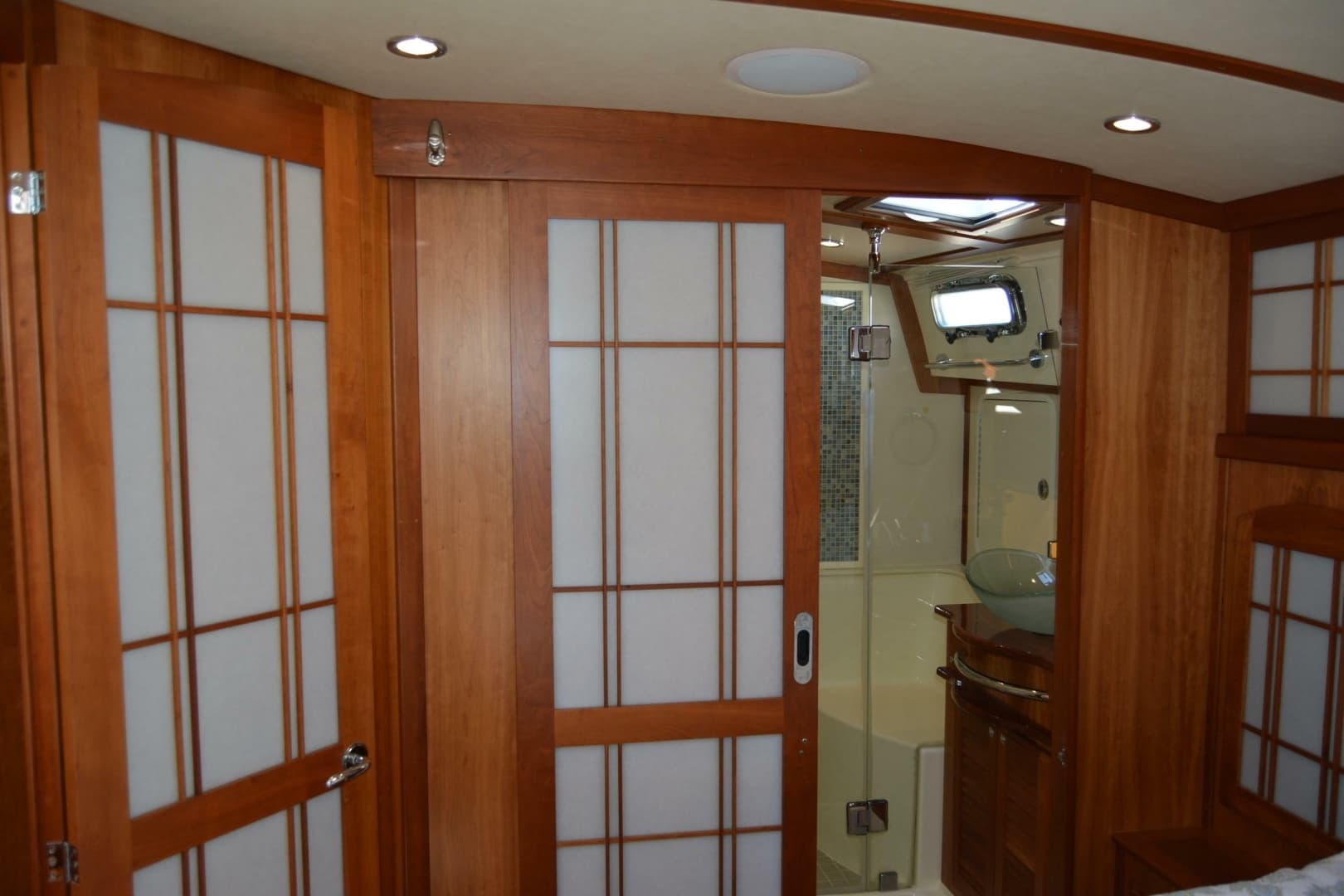 2012 Sabre 48 Salon Express