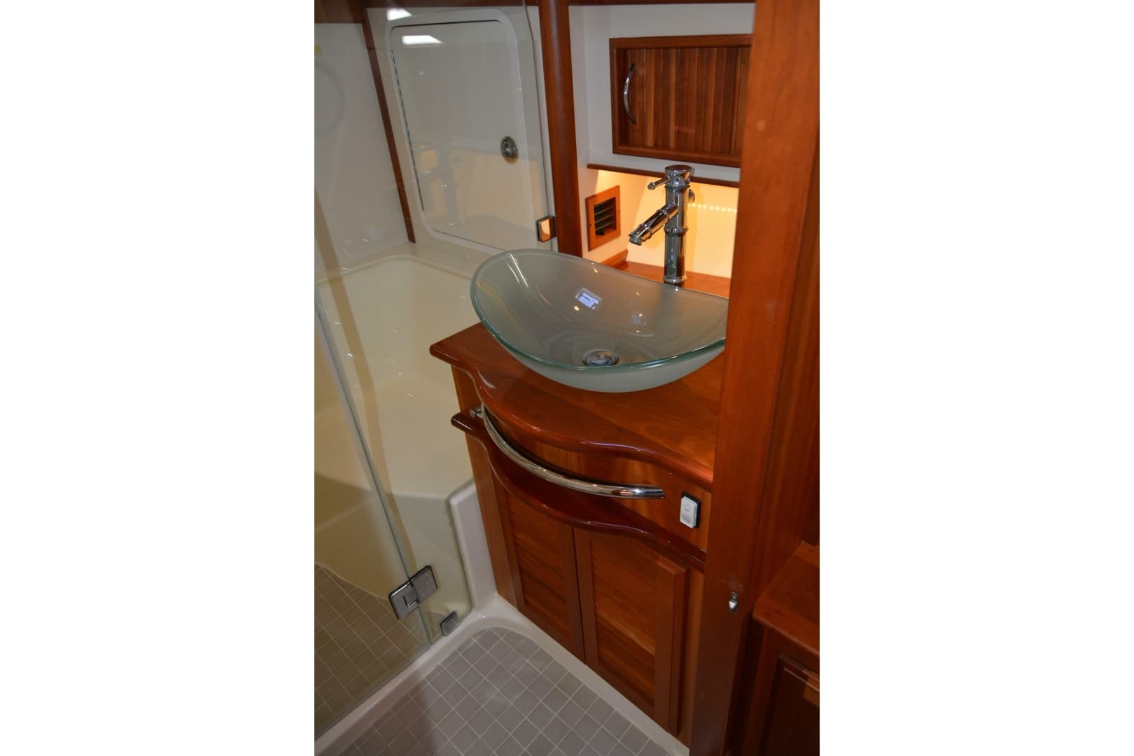 2012 Sabre 48 Salon Express