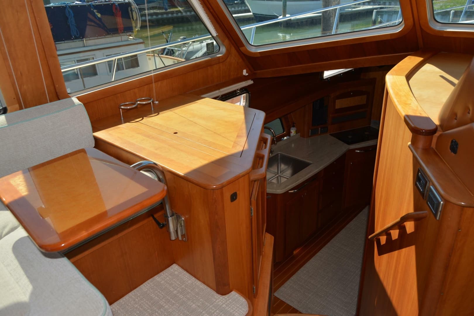 2012 Sabre 48 Salon Express