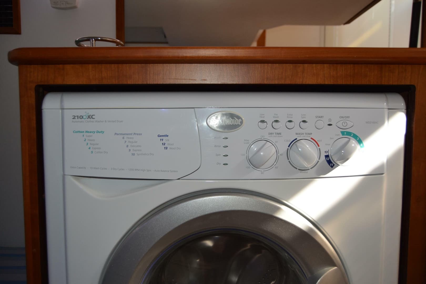 2012 Sabre 48 Salon Express