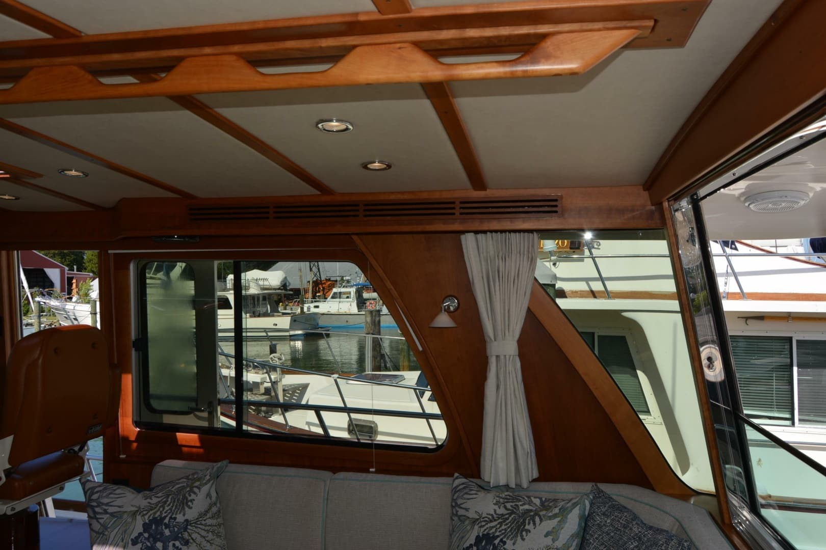 2012 Sabre 48 Salon Express