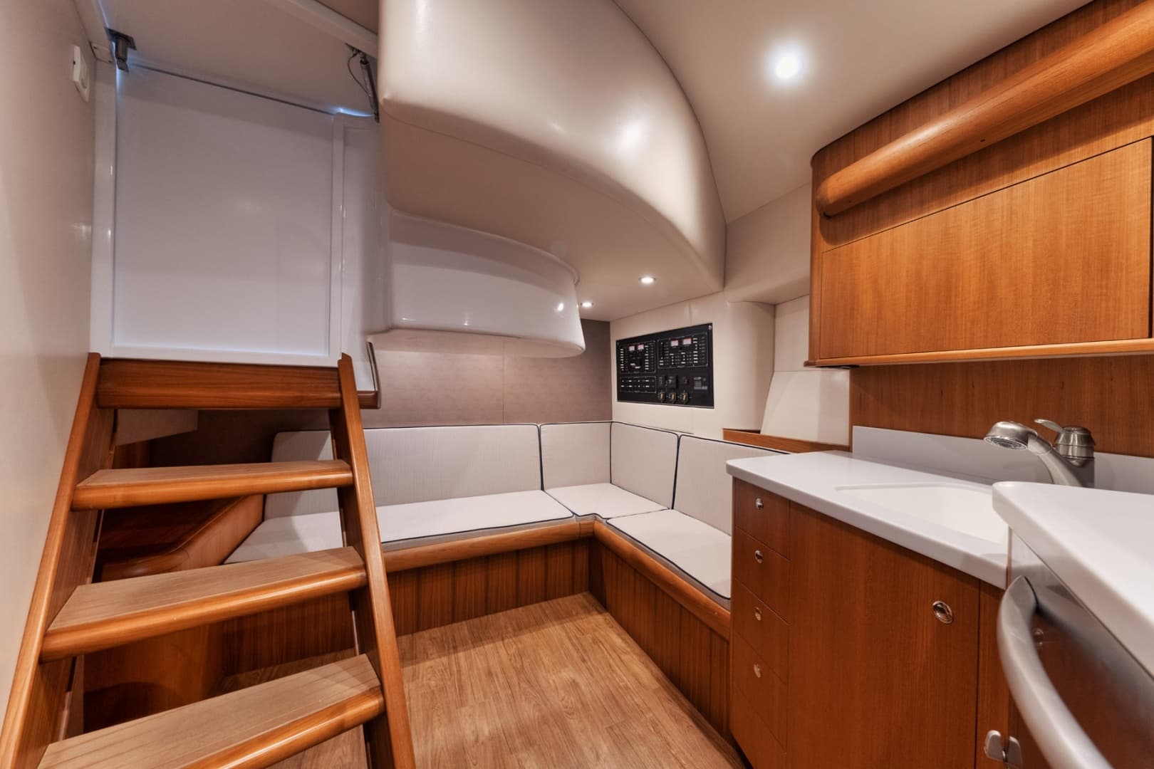 2016 F&S 40 Open Express