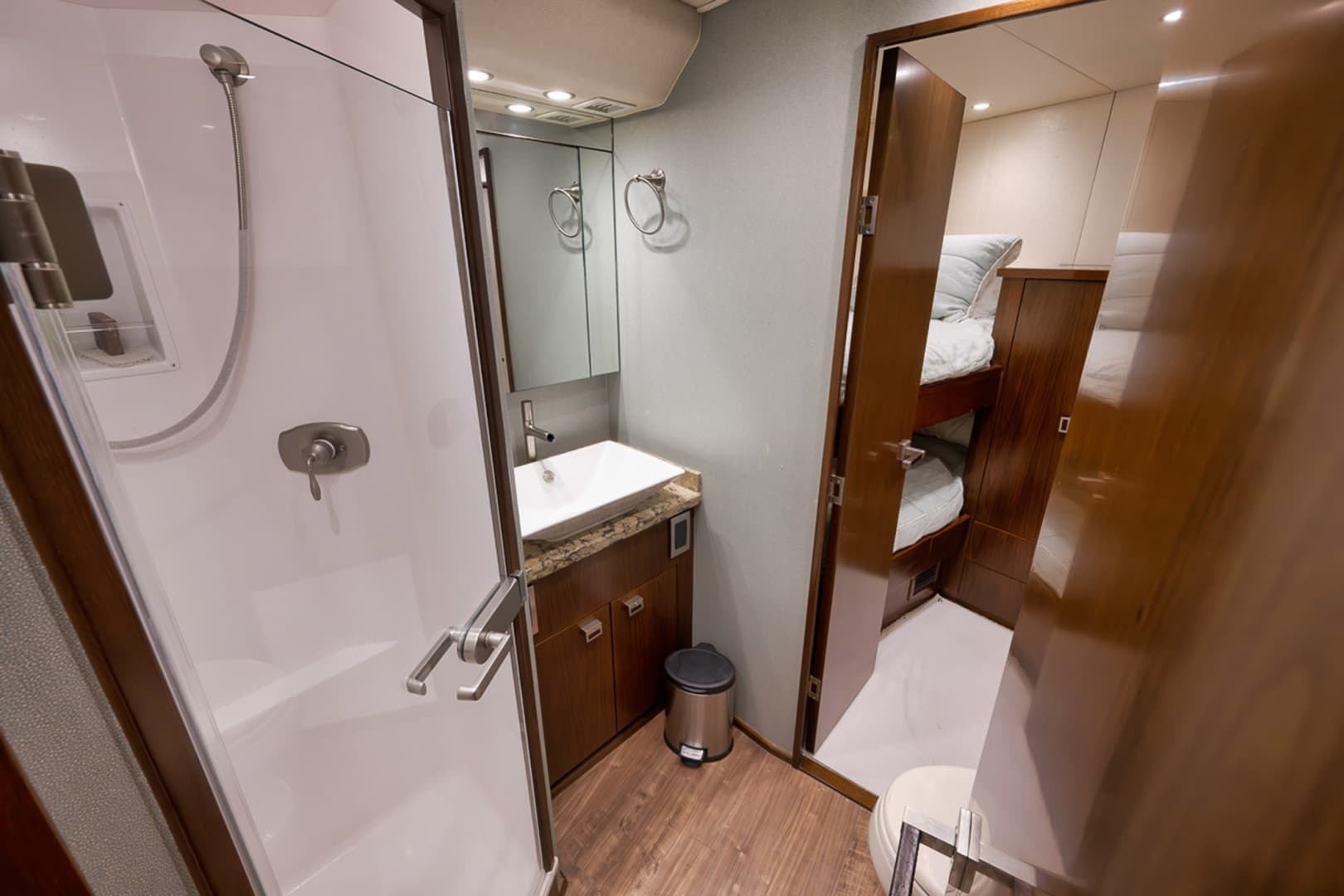 2015 Viking 76 Enclosed Bridge