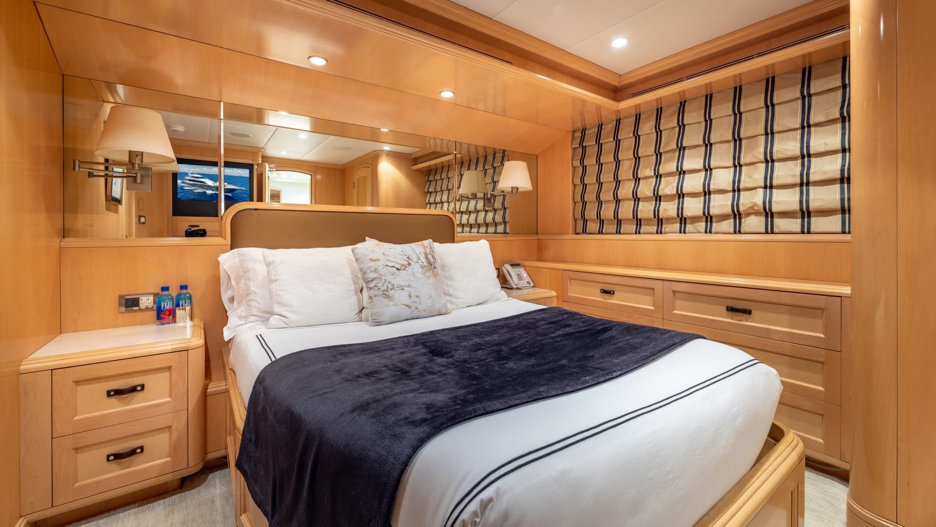 1998 Trinity Yachts 