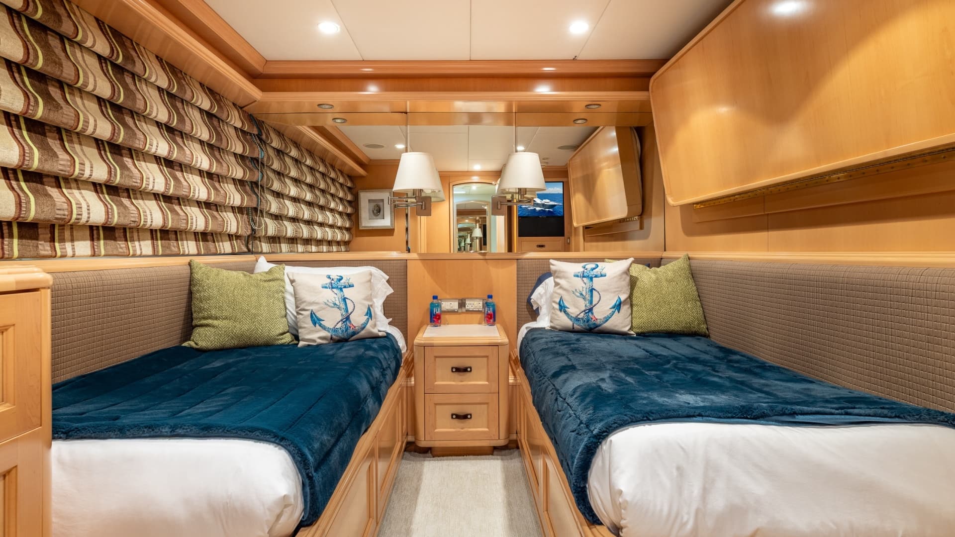 1998 Trinity Yachts 