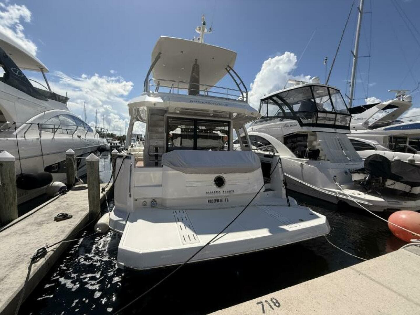 2024 Greenline 48 Fly Hybrid