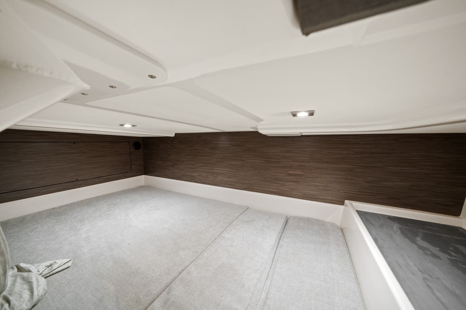 2020 Tiara Yachts 