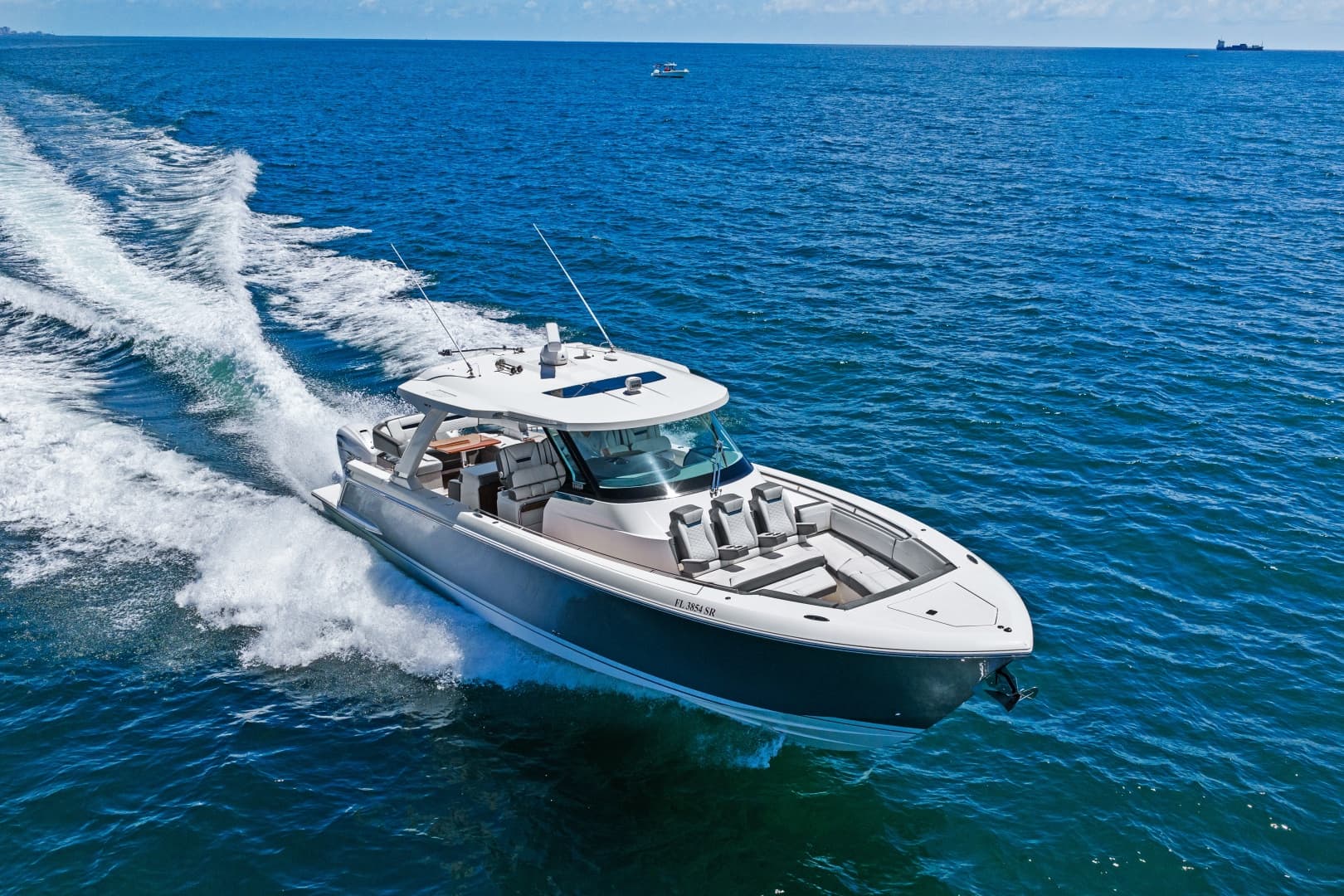2020 Tiara Yachts 