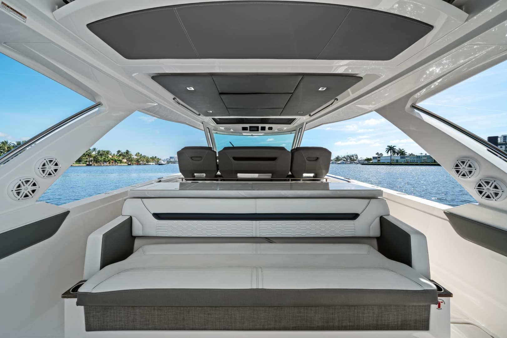 2020 Tiara Yachts 