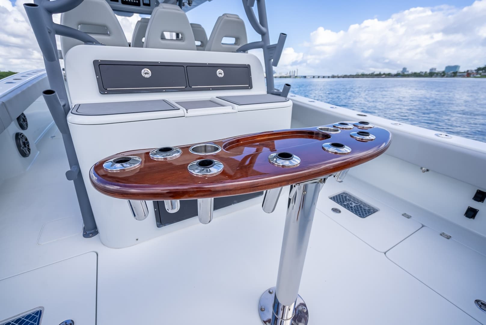 2020 Freeman 42LR