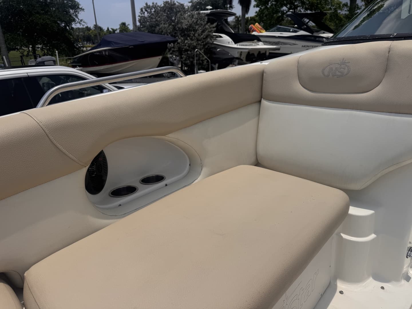 2018 NauticStar 243 DC