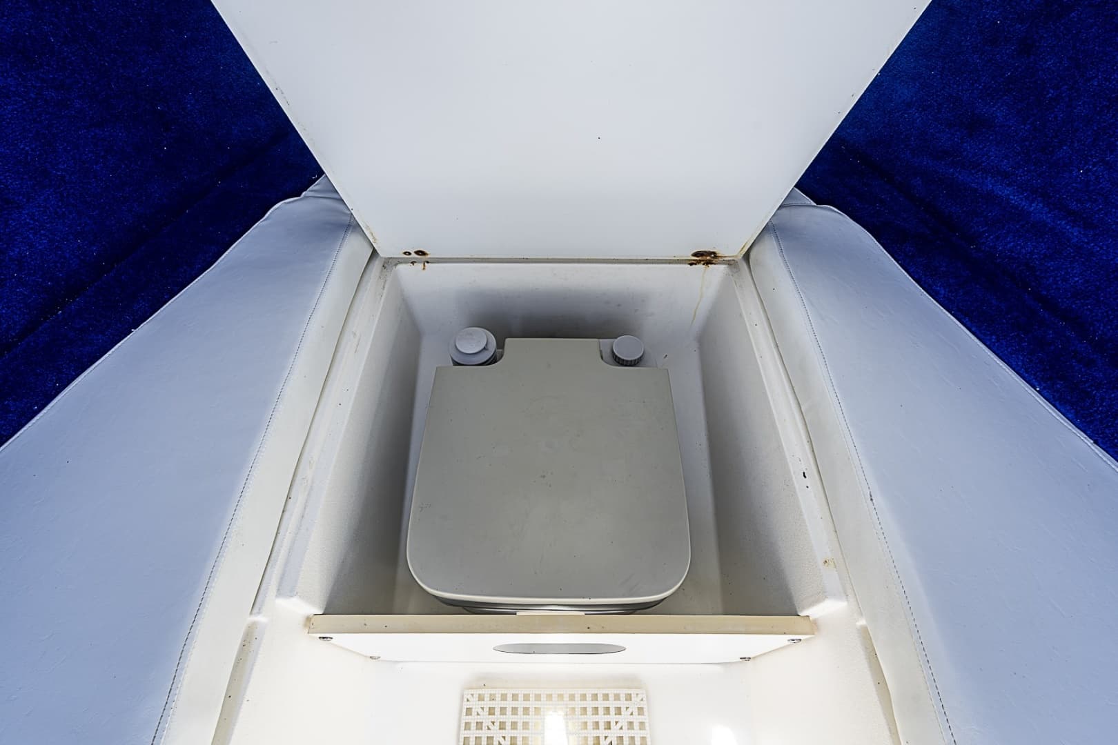 1995 Wellcraft Scarab 34