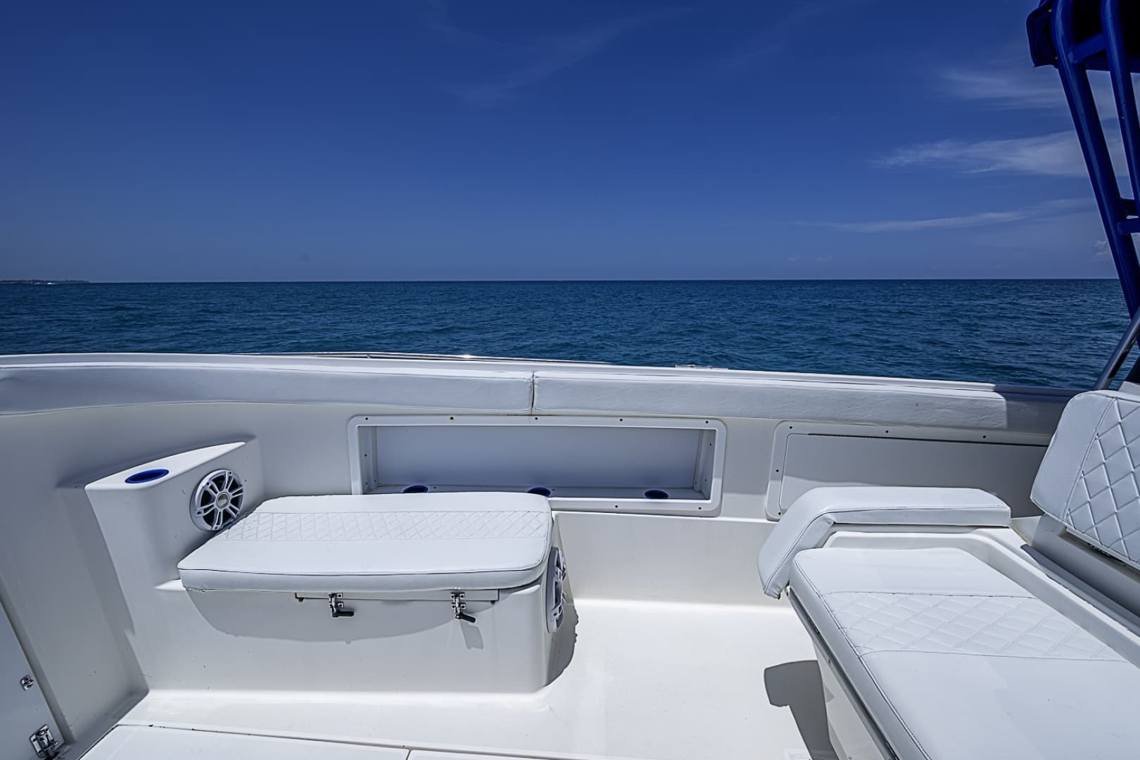 1995 Wellcraft Scarab 34