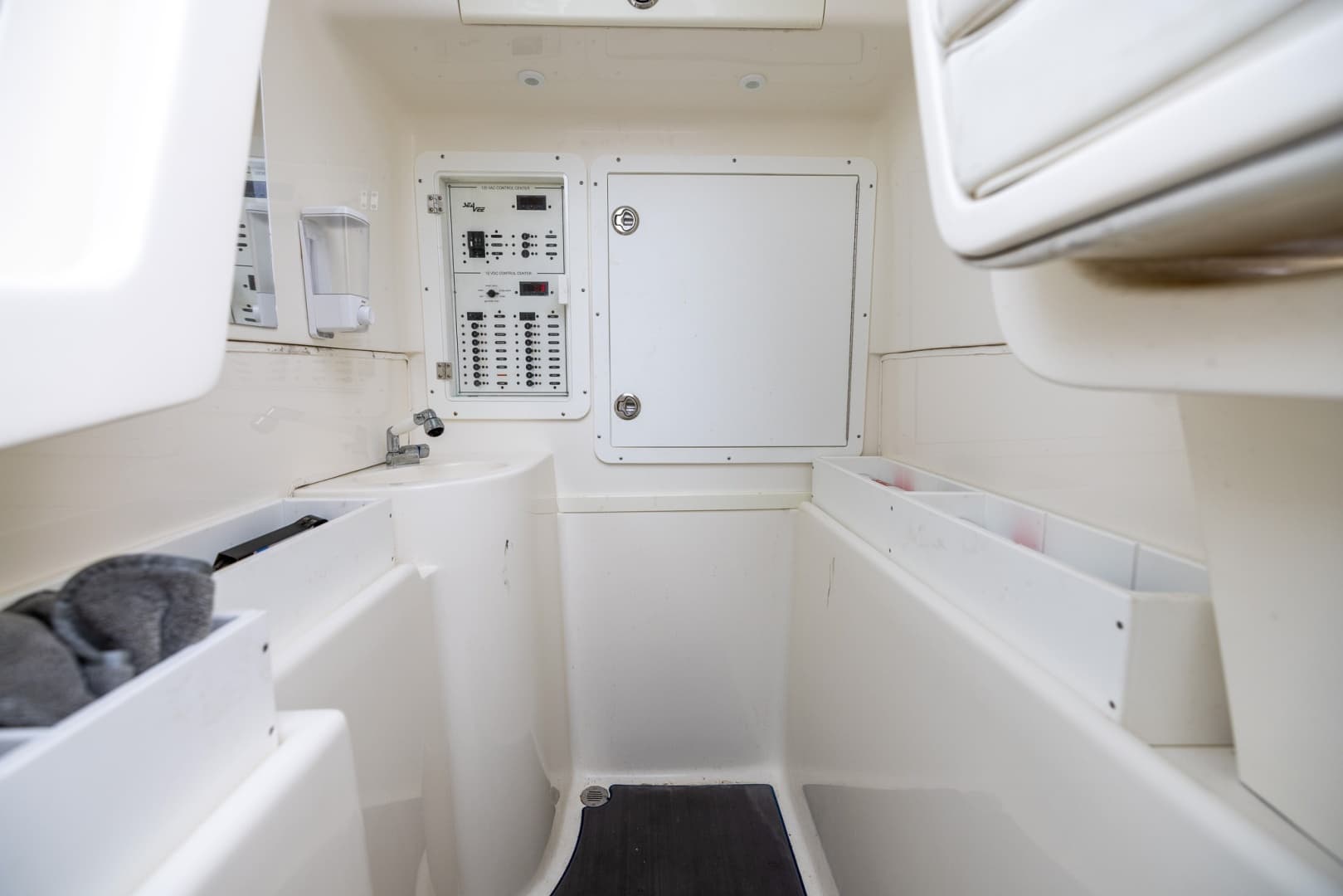 2019 SeaVee 322Z