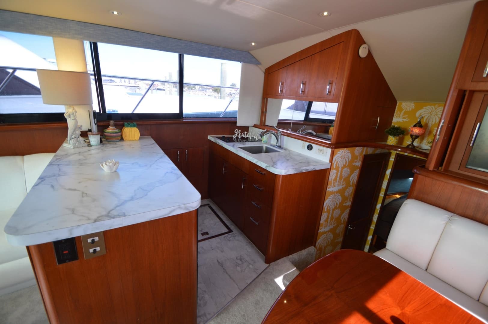 1995 Ocean Cockpit Motor Yacht