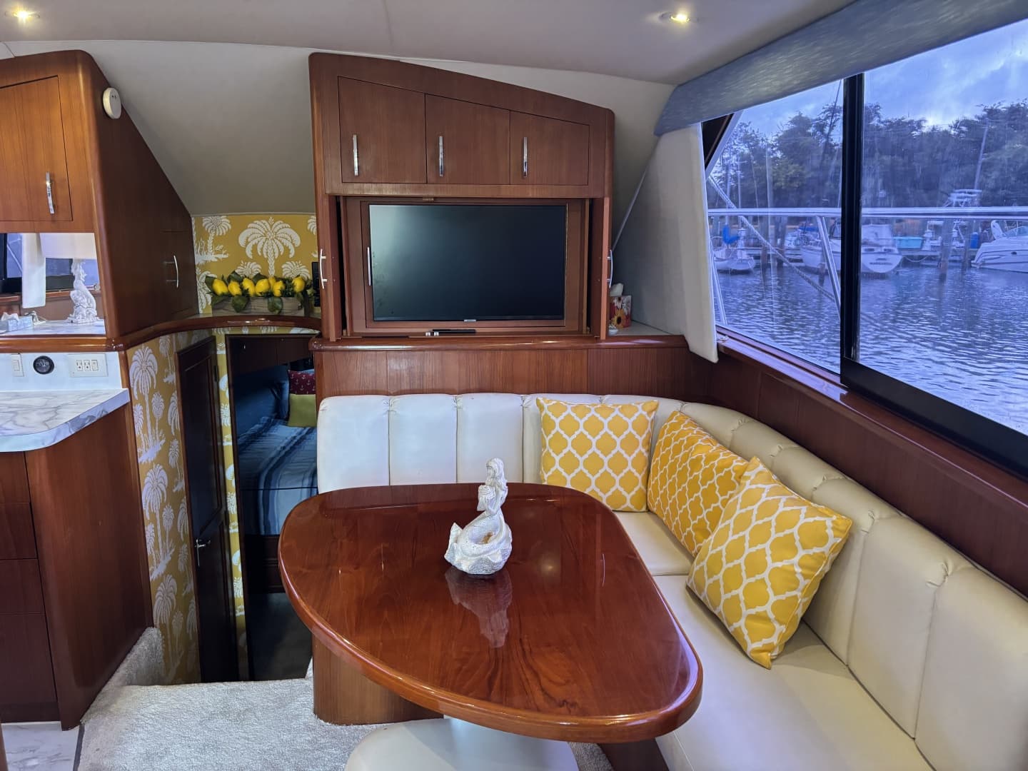 1995 Ocean Cockpit Motor Yacht