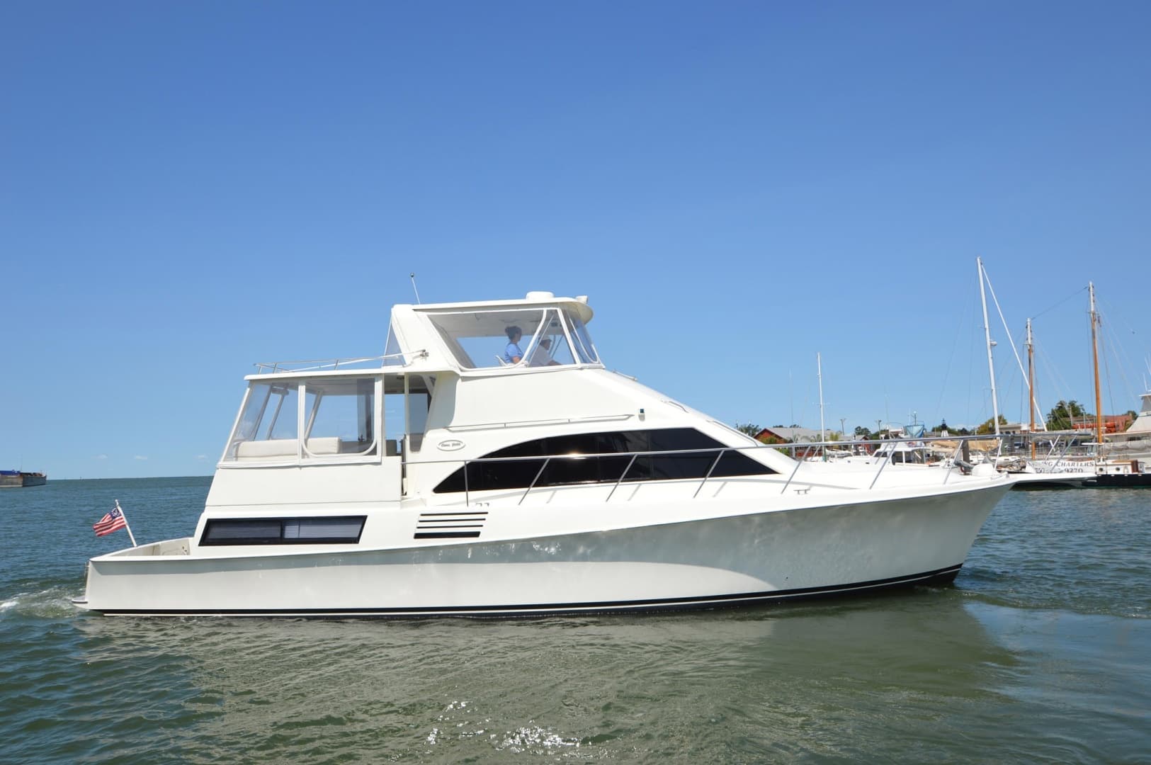 1995 Ocean Cockpit Motor Yacht