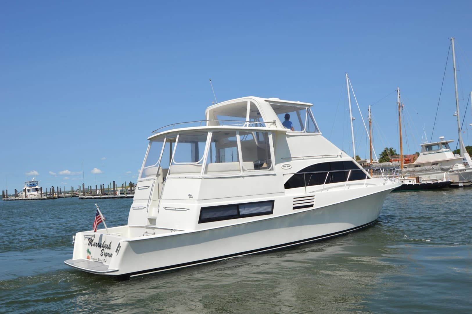 1995 Ocean Cockpit Motor Yacht