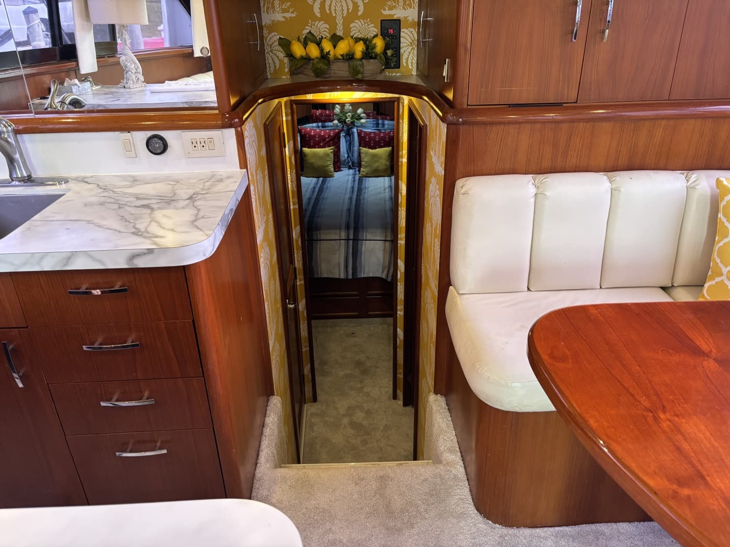 1995 Ocean Cockpit Motor Yacht