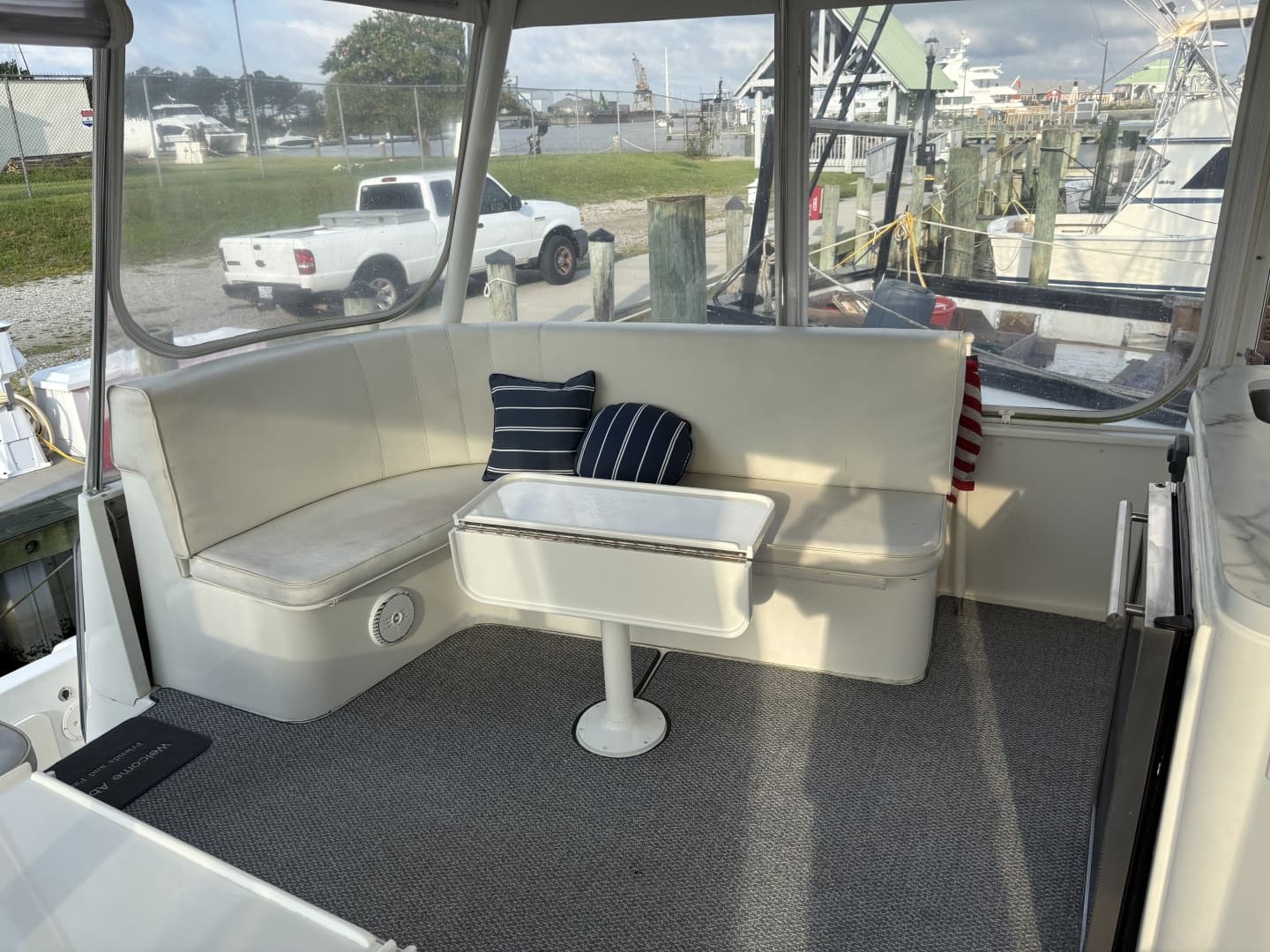 1995 Ocean Cockpit Motor Yacht