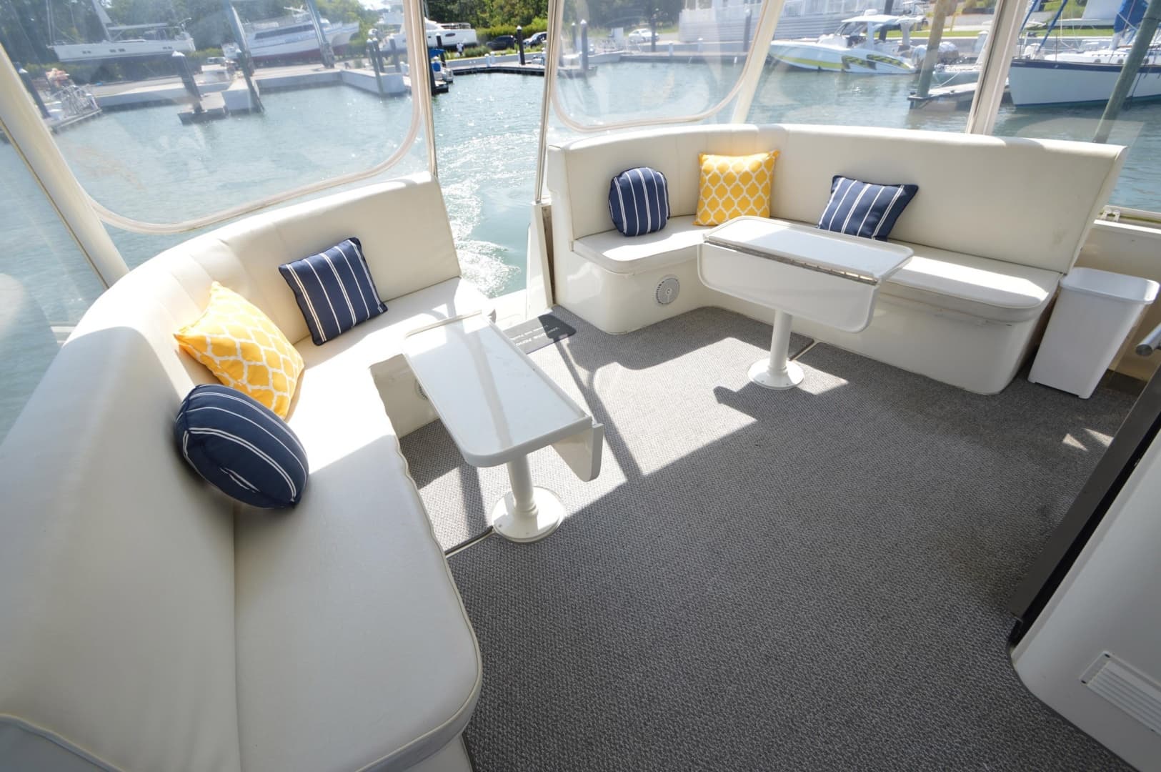 1995 Ocean Cockpit Motor Yacht