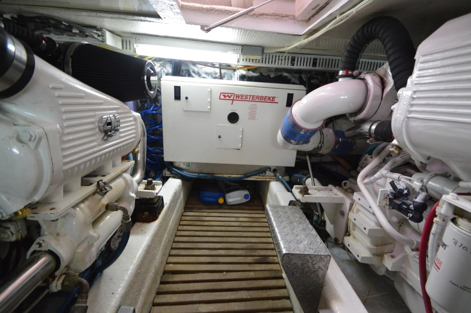 1995 Ocean Cockpit Motor Yacht
