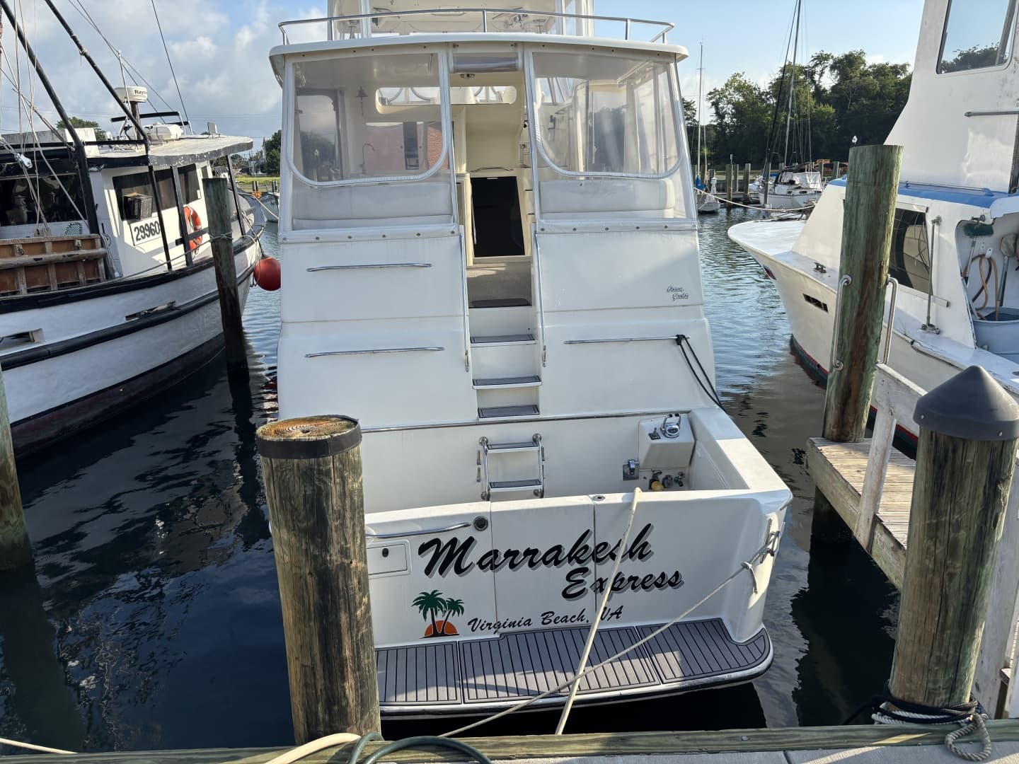 1995 Ocean Cockpit Motor Yacht