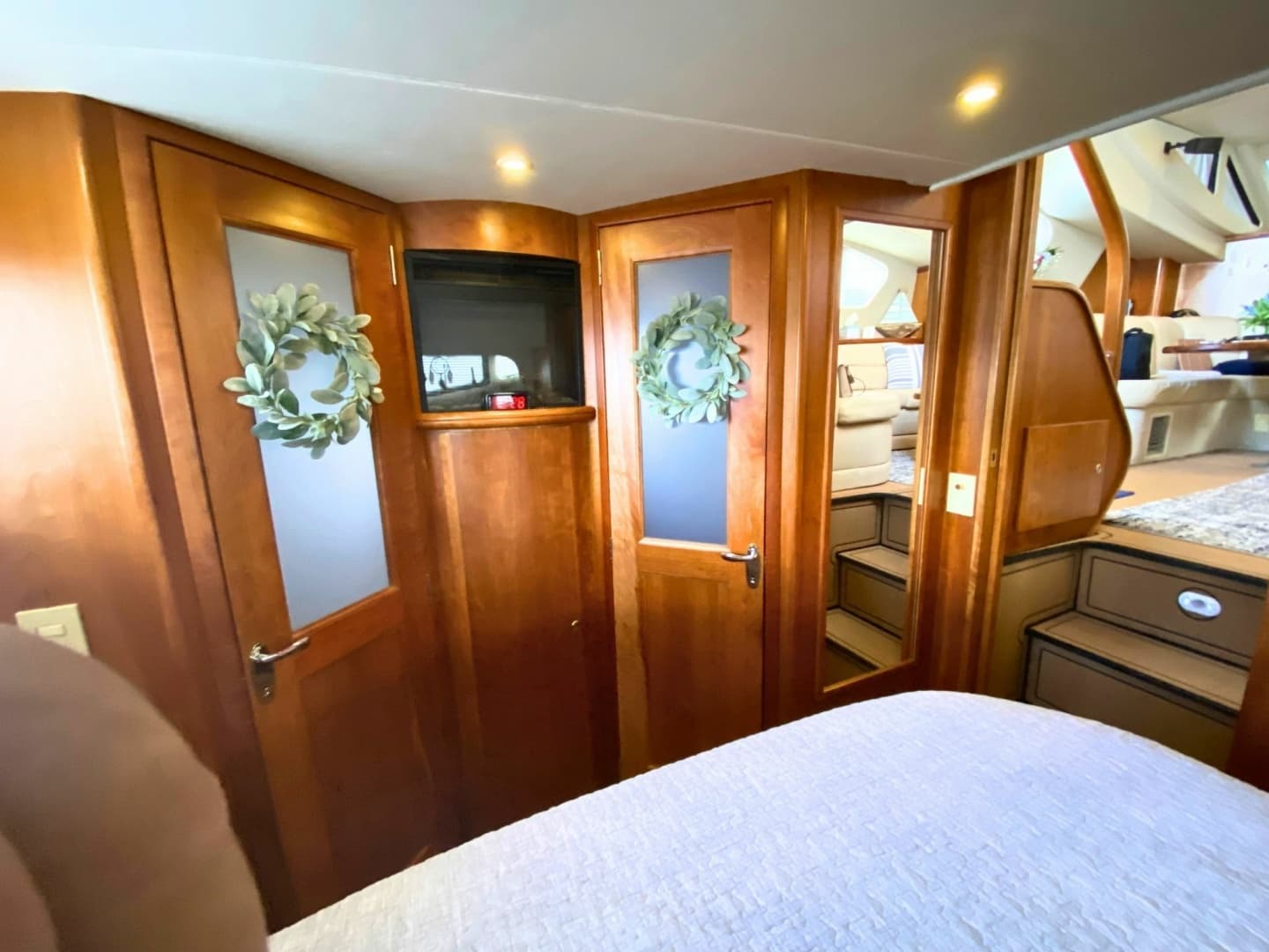 2003 Silverton 39 Motor Yacht