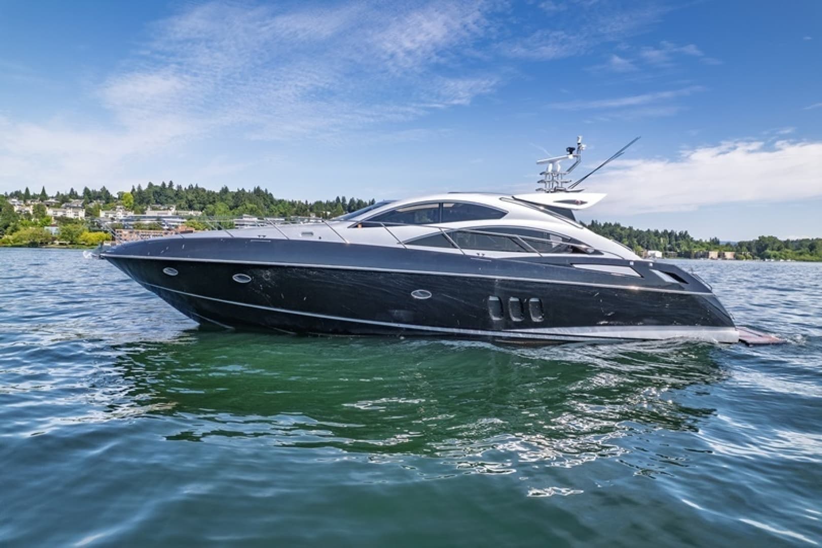 62 Sunseeker Predator