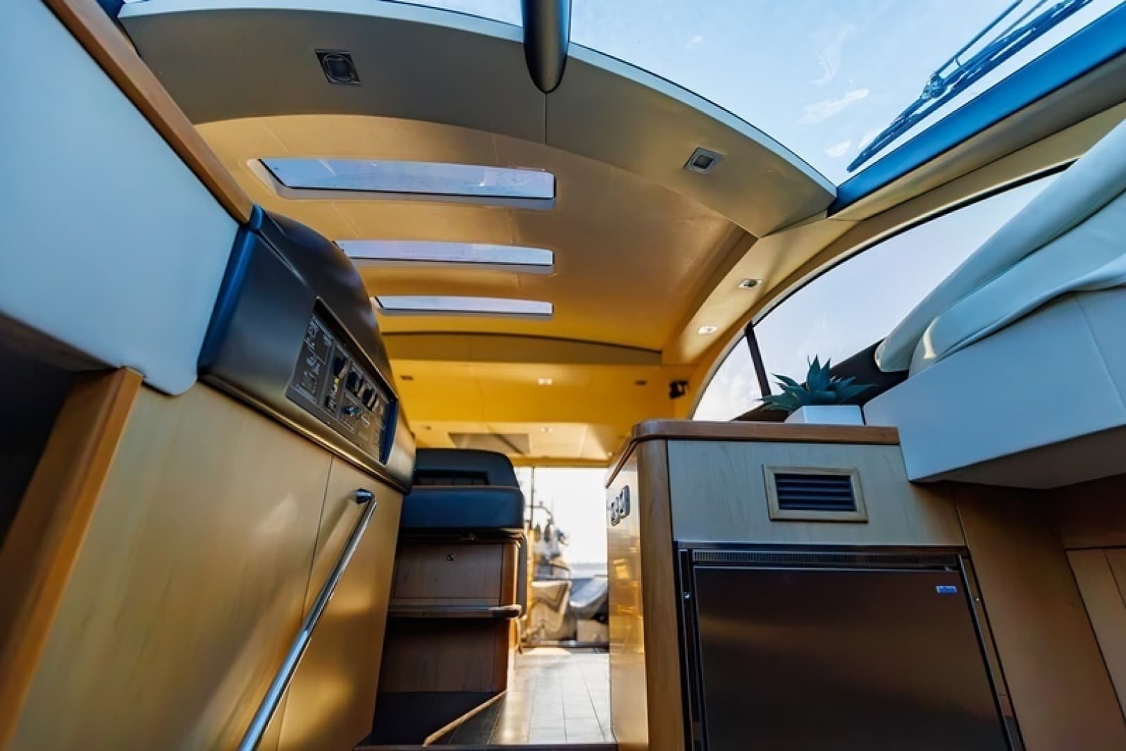 62 Sunseeker Predator