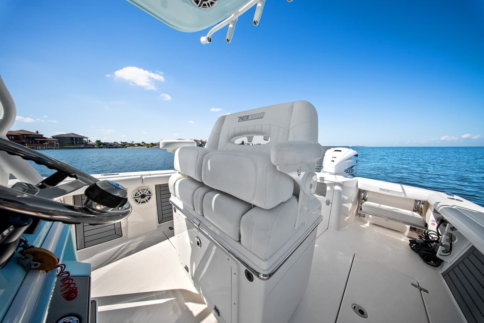 2021 Pathfinder 2700 Open