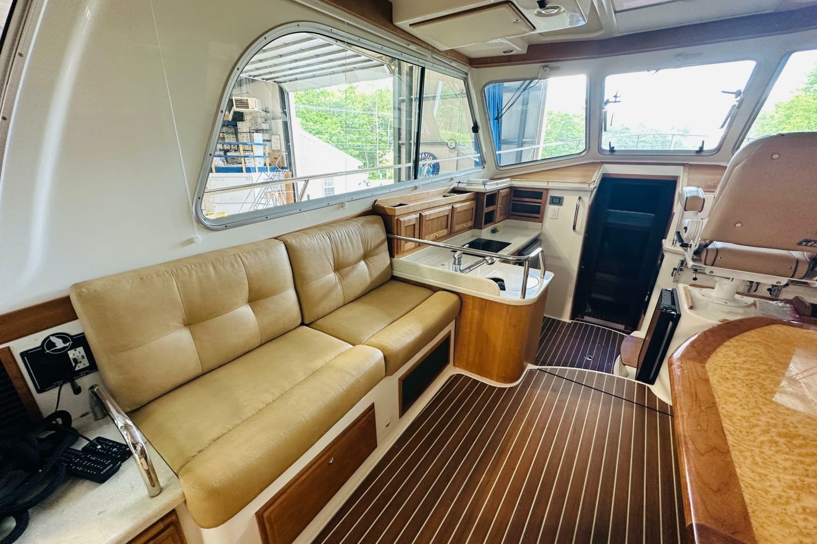 2017 Back Cove 37