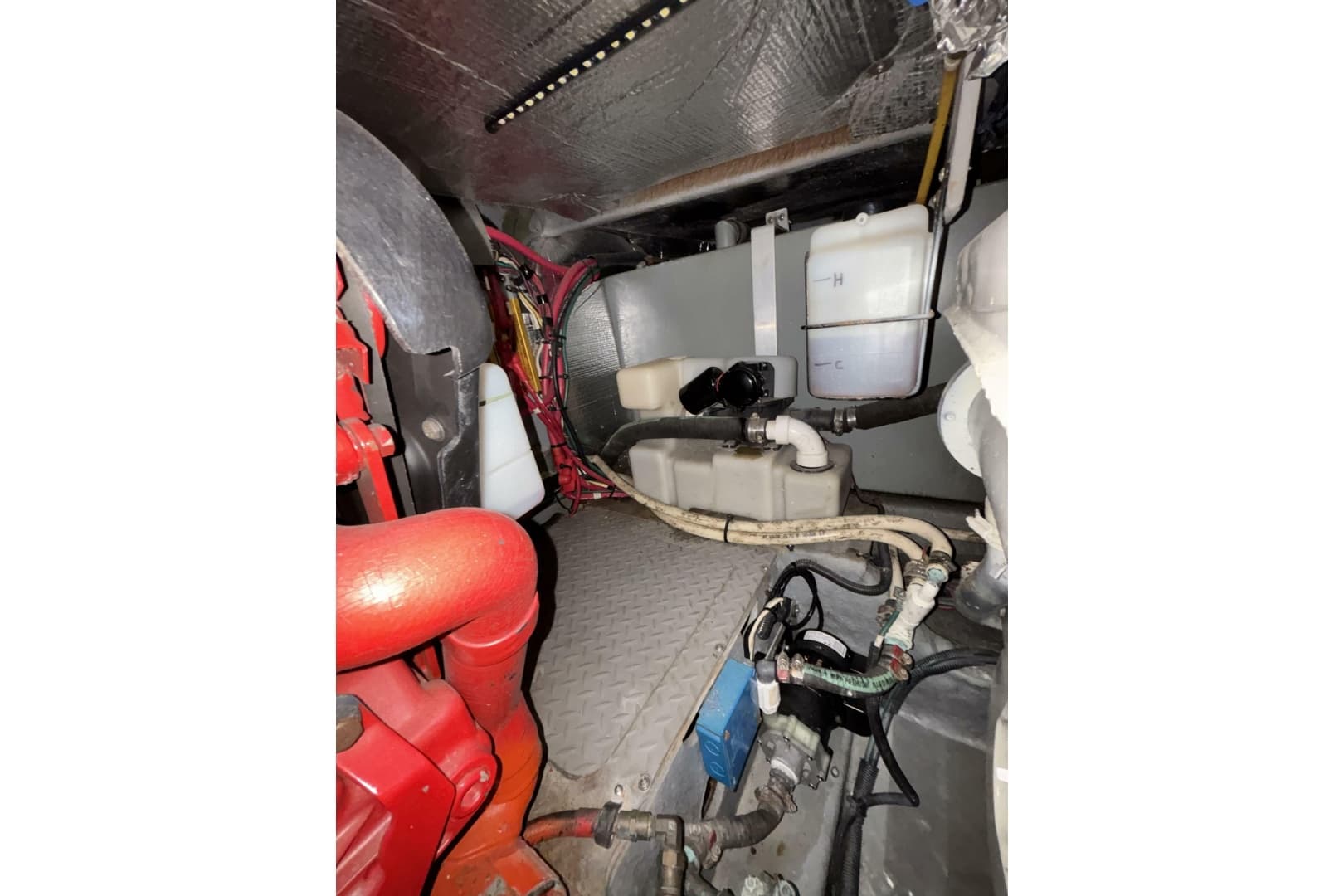 1999 Sea Ray 420 Aft Cabin