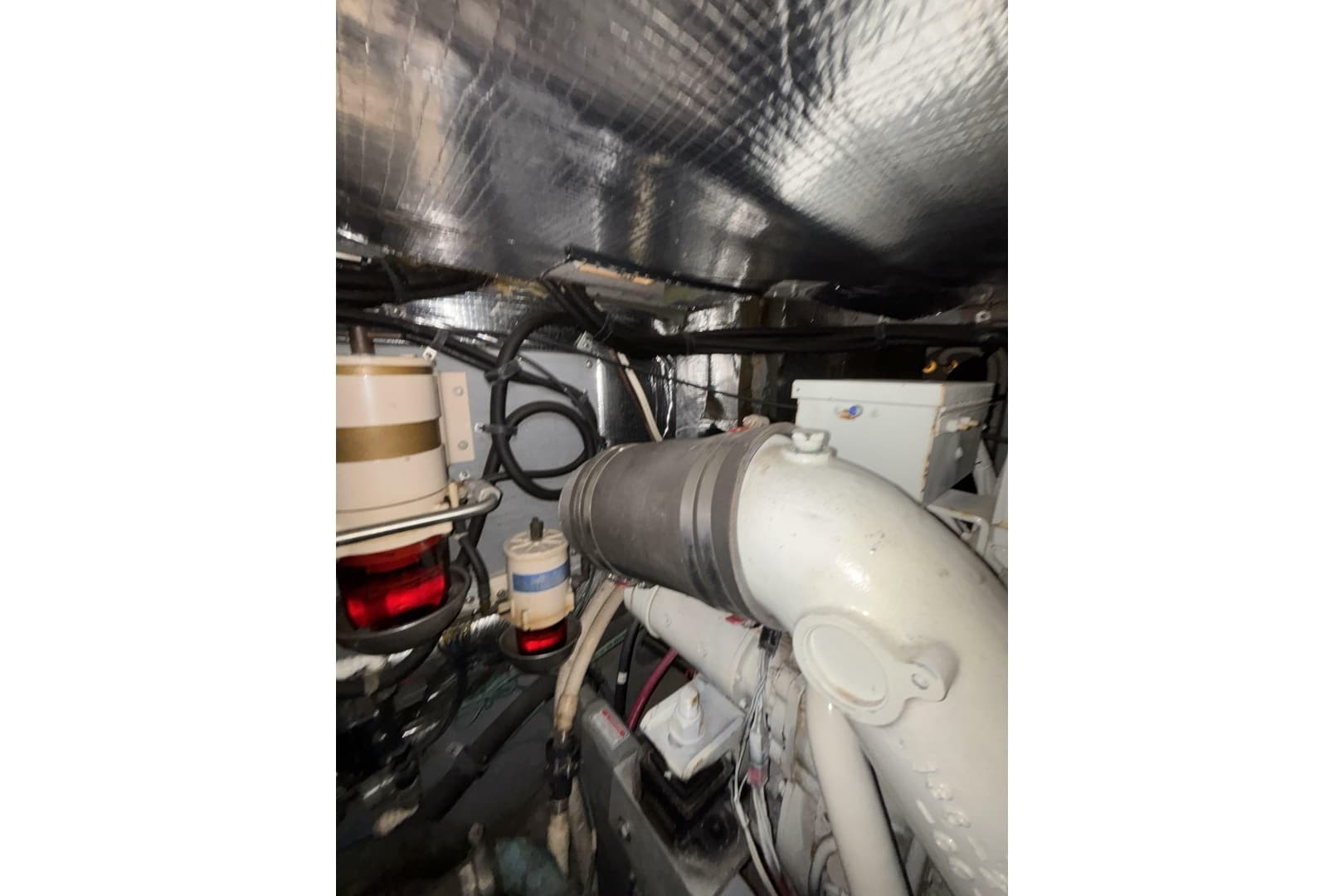 1999 Sea Ray 420 Aft Cabin
