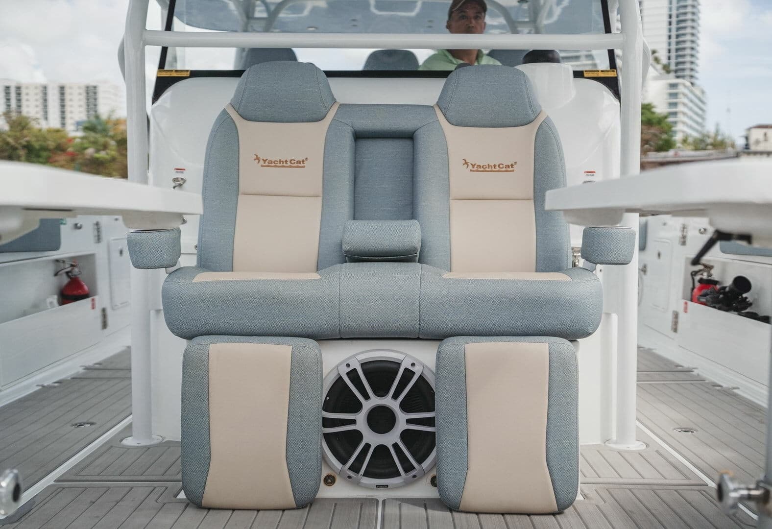 2024 Yachtcat 