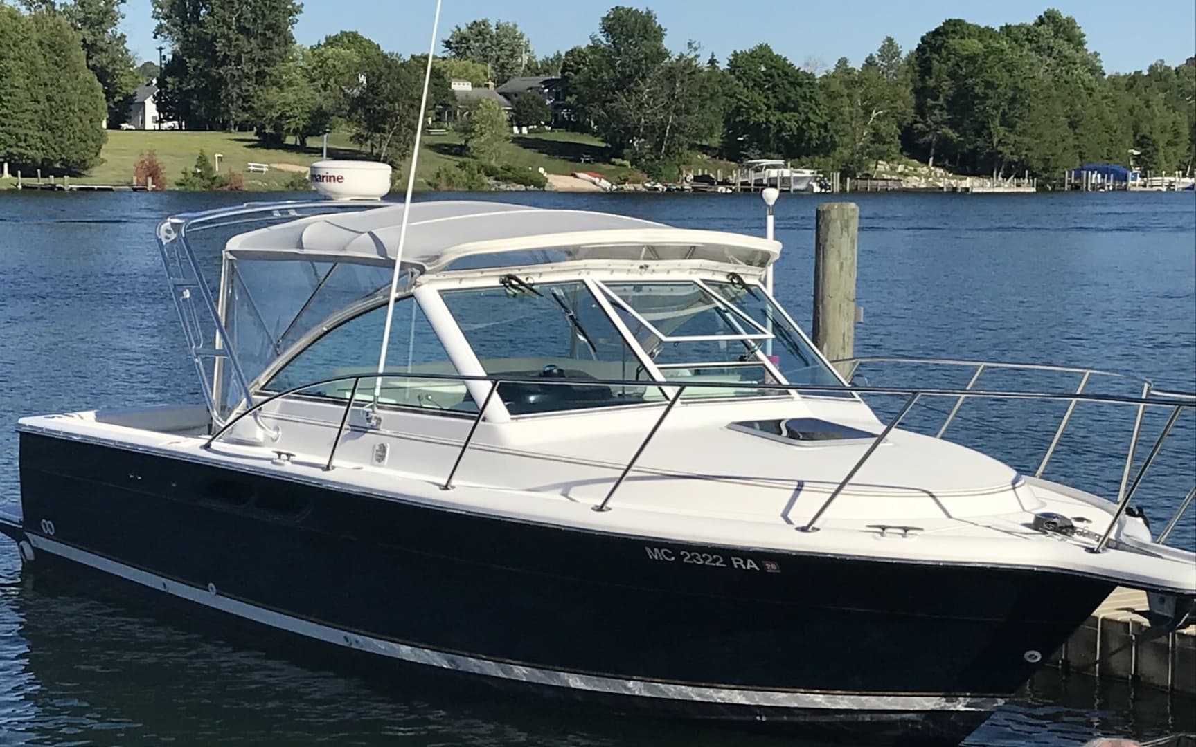 2000 Tiara Yachts 2900 Coronet Harbor Edition